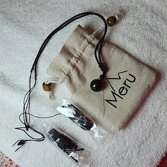 Set of 3 braided cord Meru bead necklaces - Picture 2 of 5